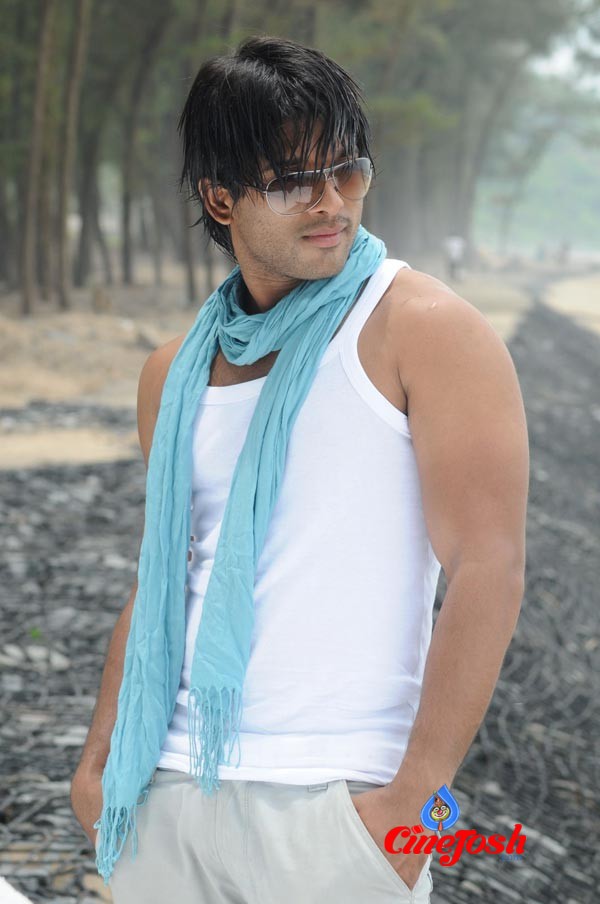 Arya2 Movie Stills - Allu Arjun, Kajal Agarwal, Navadeep - 3 / 29 photos